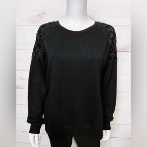 Gloria Vanderbilt Black Sweatshirt with Embroidered Shoulders
